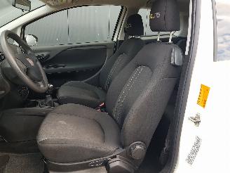 Fiat Punto Evo 0.9 TwinAir Young picture 16