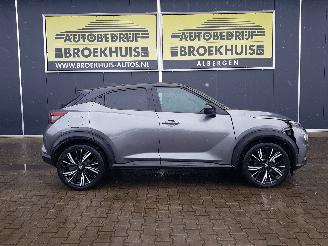 Nissan Juke 1.0 DIG-T N-Design Automatic picture 4