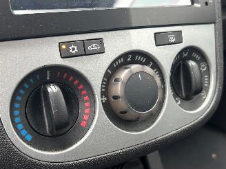 Opel Corsa 1.2-16V Edition picture 20