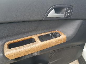 Volvo C-30 2.0 Momentum picture 23