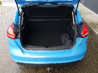 Ford Focus 1.0 Trend picture 15