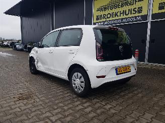 Volkswagen Up! 1.0 BMT move up! picture 8