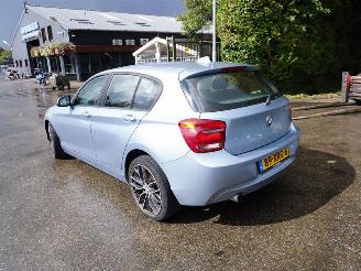 BMW 1-serie 116i picture 2