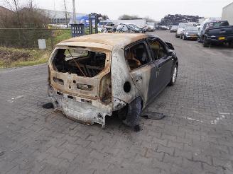 demontáž osobní automobily Volkswagen Up! 1.0 12v 2013/8