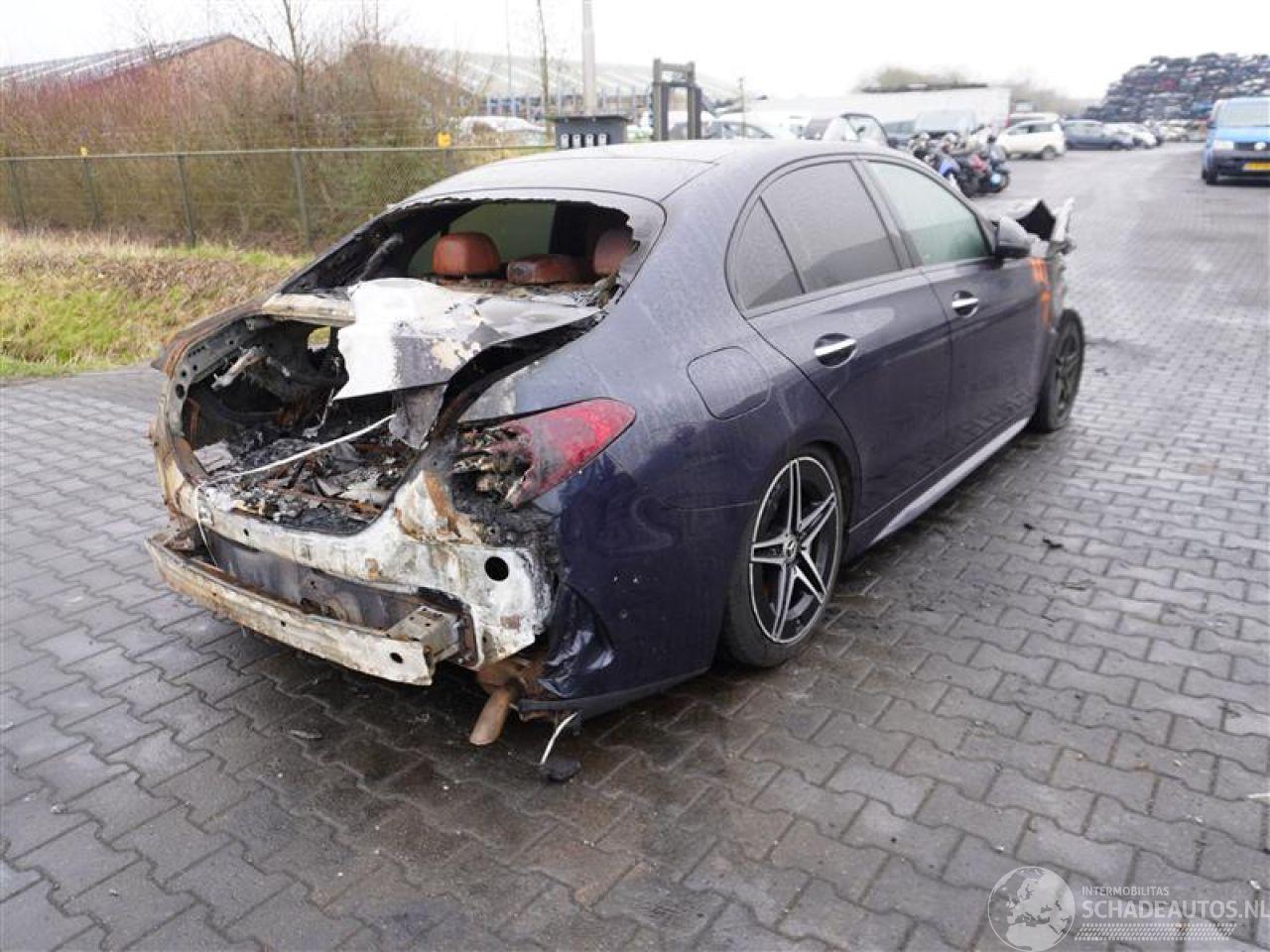 Mercedes C-klasse C200 EQ Boost