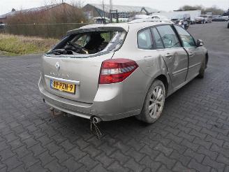 demontáž osobní automobily Renault Laguna Estate 2.0 dCi 2011/4