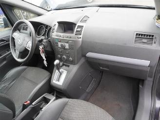 Opel Zafira 2.2 16v picture 5