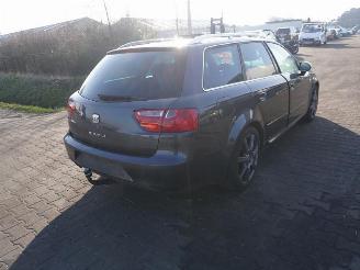 demontáž osobní automobily Seat Exeo ST 2.0 TDi 2010/1