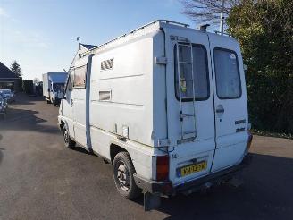 Renault  Master T30D picture 2