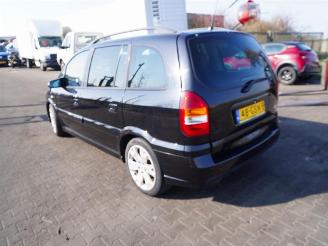 Opel Zafira 2.0 16v Turbo picture 2