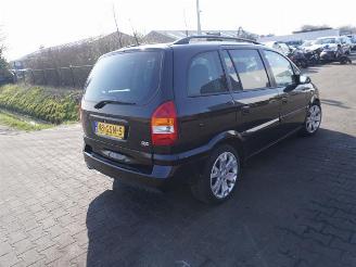 Vrakbiler auto Opel Zafira 2.0 16v Turbo 2003/1
