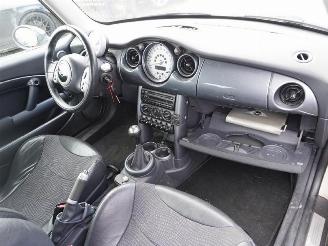 Mini Cooper 1.6 16v picture 9