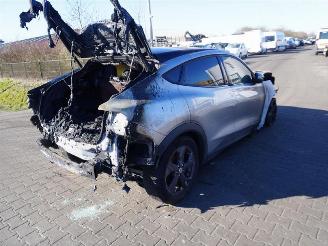 Uttjänta bilar auto Ford USA Mustang Mach E 2021/8