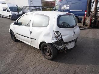 Renault Twingo 1.5 dCi picture 2