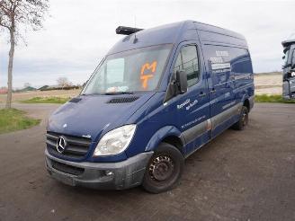 Mercedes Sprinter 319 CDi picture 3