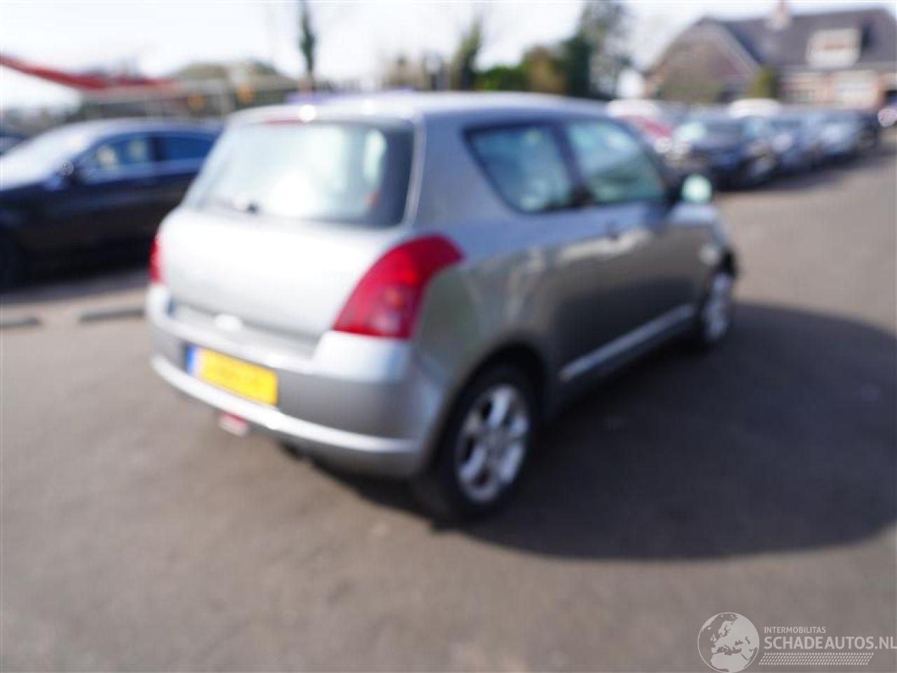 Suzuki Swift 1.5 VVt