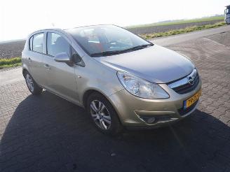 Opel Corsa 1.4 picture 4