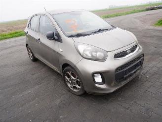 Kia Picanto 1.0 12v picture 4
