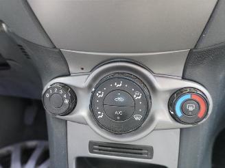 Ford Fiesta 1.25 picture 6