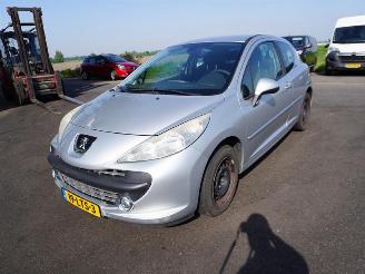 Peugeot 207 1.6 16v picture 3