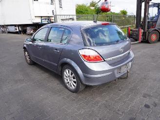 Opel Astra 1.6 16v picture 2