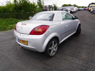 demontáž osobní automobily Opel Tigra 1.4 16v 2009/4