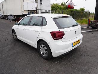 Volkswagen Polo 1.0 12v picture 2