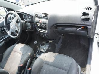 Kia Picanto 1.0 12v picture 8