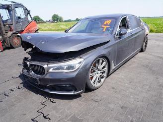 BMW 7-serie 740D picture 3