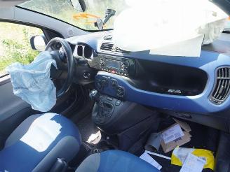 Fiat Panda 0.9 TwinAir Turbo picture 5