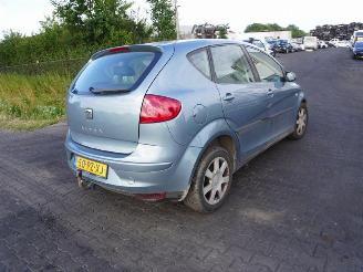 Coche siniestrado Seat Altea 1.6 2005/1