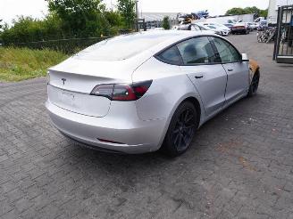demontáž osobní automobily Tesla Model 3  2021/1