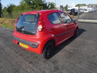 demontáž osobní automobily Peugeot 107 1.0 12v 2007/1