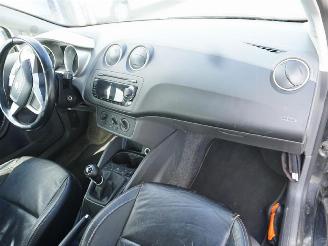 Seat Ibiza ST 1.2 TDi picture 10