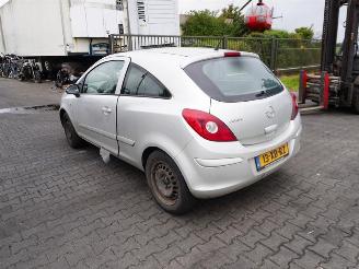 Opel Corsa 1.2 16v picture 2