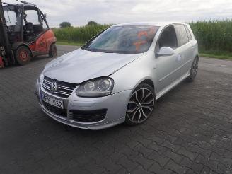 Volkswagen Golf 2.0 TDi picture 3