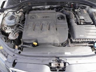 Skoda Octavia Combi 1.6 TDi picture 9