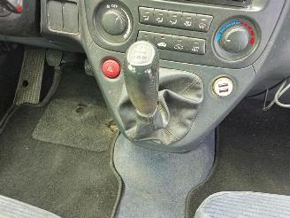 Honda Stream 1.7 16v picture 7