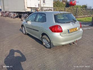 Toyota Auris 1.6 VVT-i picture 2