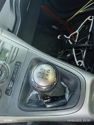 Toyota Auris 1.6 VVT-i picture 7