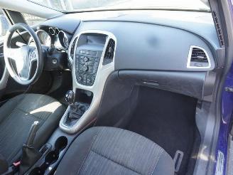 Opel Astra SPORTS TOURER 1.3 CDTi picture 10