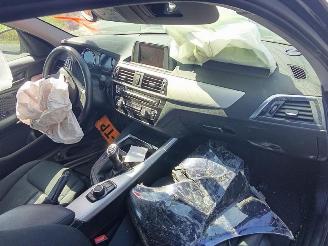 BMW 1-serie 118i picture 5