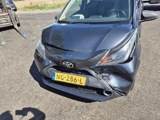 Toyota Aygo 1.0 12V VVT-i picture 7