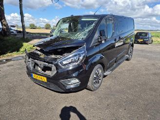 Ford Transit Custom 2.0 TDCi 16V Eco Blue 170 picture 3