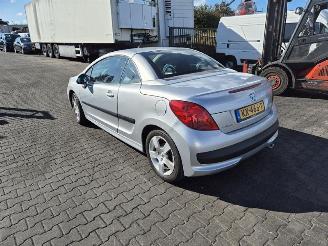 Peugeot 207 1.6 16V (EP6(5FW)) picture 2