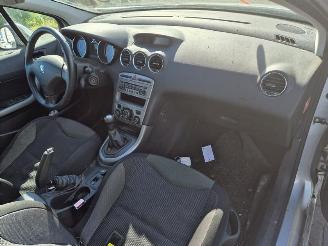 Peugeot 308 1.6 VTI 16V (EP6(5FW)) picture 5