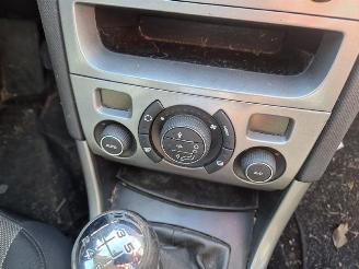 Peugeot 308 1.6 VTI 16V (EP6(5FW)) picture 6