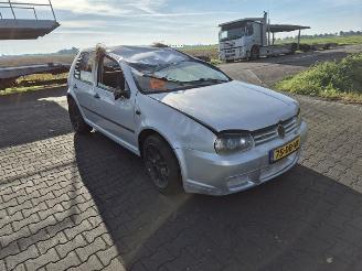 Volkswagen Golf 1.6 (AKL) picture 4