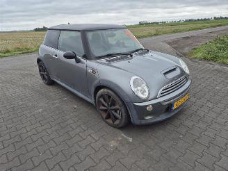 Mini Cooper S 1.6 16V (W11-B16A) picture 4
