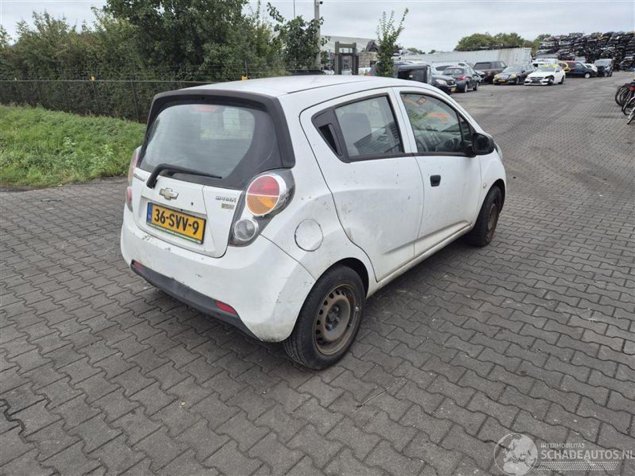 Chevrolet Spark 1.0 16V Bifuel (LMT)